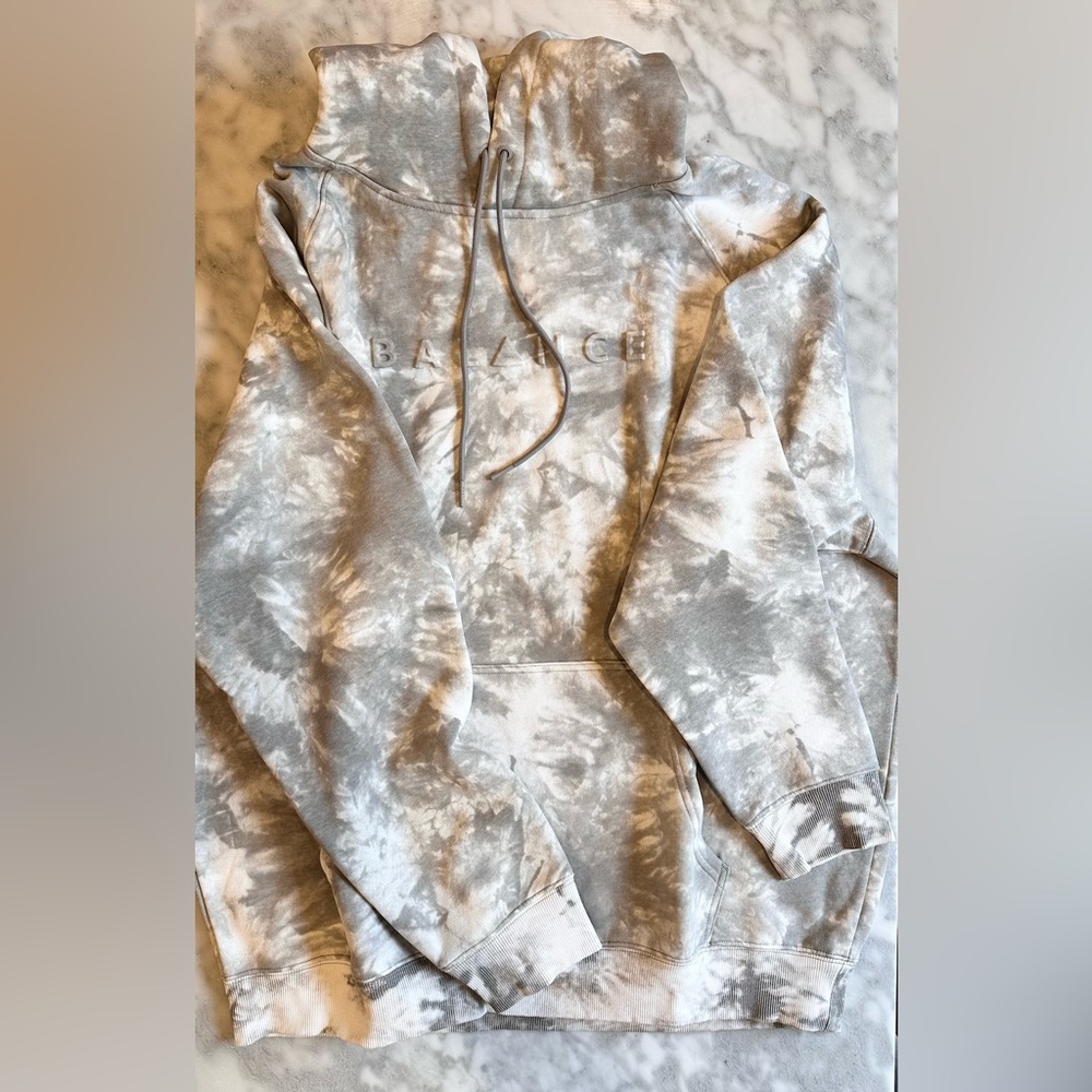 Balance Athletica Sea Salt Tie-Dye Oversized Hoodie